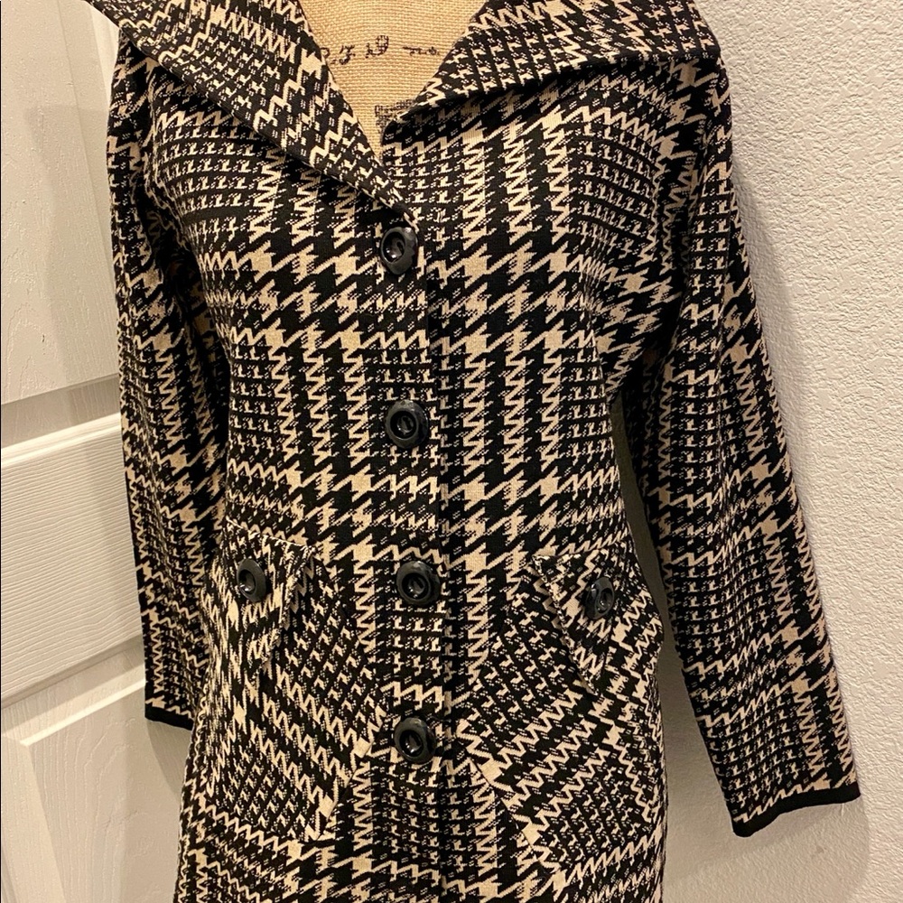 Camel & Ivory Coat w/ Buttons & Detachable Belt